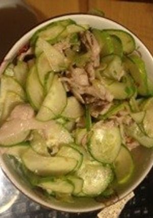 茹で豚ときゅうりの梅肉サラダ-レシピのメイン写真