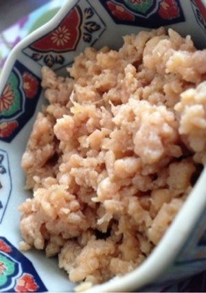 お弁当や丼にも！飽きない鶏そぼろ-レシピのメイン写真