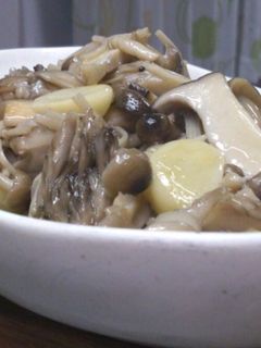 キノコの旨味たっぷりアヒージョ-レシピのメイン写真