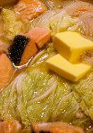 風邪に、栄養たっぷりサーモン鍋-レシピのメイン写真