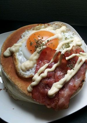 ベーコンエッグのパンケーキ-レシピのメイン写真