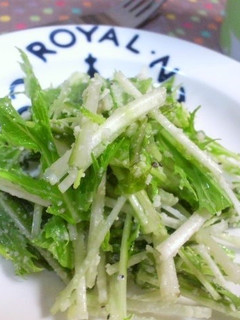 和えるだけ!水菜のパルメザンチーズサラダ-レシピのメイン写真