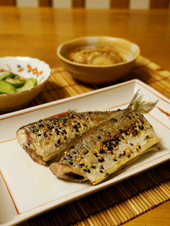 美味しい☆秋刀魚の胡麻塩麹焼き-レシピのメイン写真