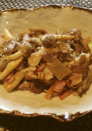 ウチの定番✿きのことべーコンのバター焼き-レシピのメイン写真