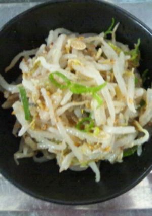 ダシダで本格韓国料理。定番もやしナムル-レシピのメイン写真