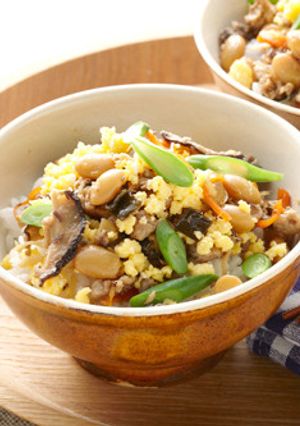 野菜とお豆がたっぷり。鯖そぼろごはん-レシピのメイン写真