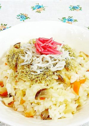 ☆リメイク☆竹輪や椎茸の煮物でばら寿司♪-レシピのメイン写真