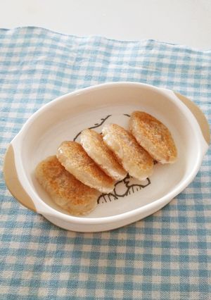 離乳食後期☆手づかみ◎れんこんツナバーグ-レシピのメイン写真