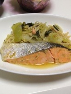 塩鮭の野菜たっぷり電子レンジ圧力鍋蒸し-レシピのメイン写真
