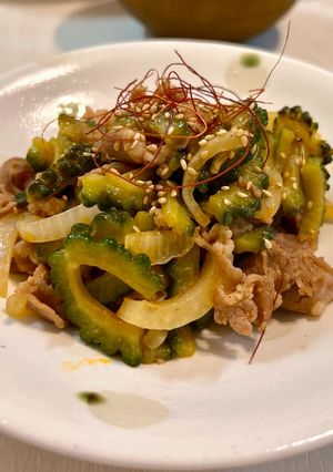 夏バテ知らず！ゴーヤと豚肉のピリ辛炒め-レシピのメイン写真