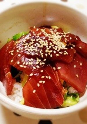 【1人ご飯】辛くない☆アボカドマグロ丼-レシピのメイン写真