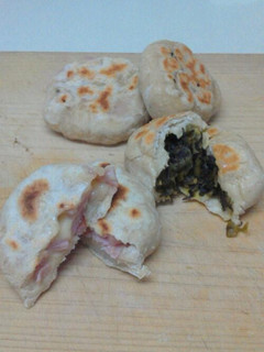 お好み焼き粉でおやき2種-レシピのメイン写真
