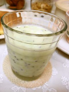 ヨーグルト蜂蜜キウイスムージー-レシピのメイン写真