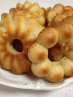 甘さ控えめ!バナナの焼きドーナツ-レシピのメイン写真