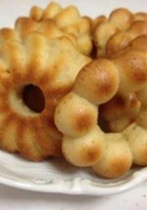 甘さ控えめ！バナナの焼きドーナツ-レシピのメイン写真