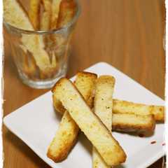 รูปของ **サラダ味のパン耳ラスク**