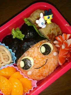 キャラ弁ケチャップライスたまごっち-レシピのメイン写真