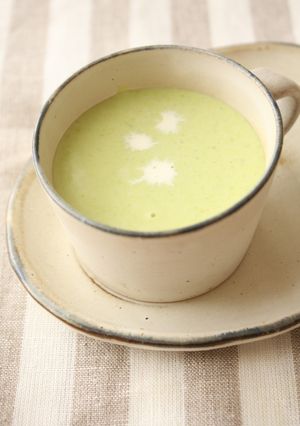 グリーンピースの冷たいスープ-レシピのメイン写真