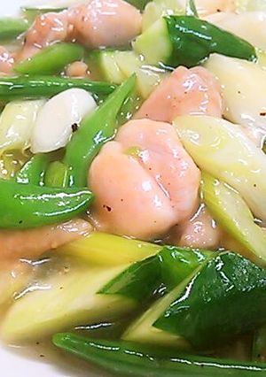 スナップエンドウとセロリの塩炒め-レシピのメイン写真