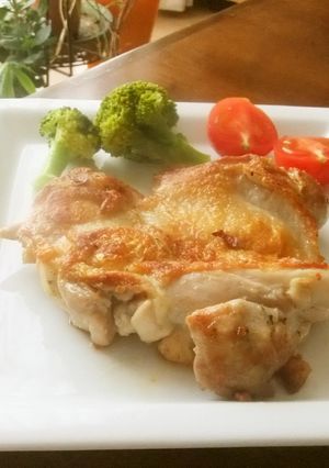 かりっとジューシーなチキンソテー-レシピのメイン写真