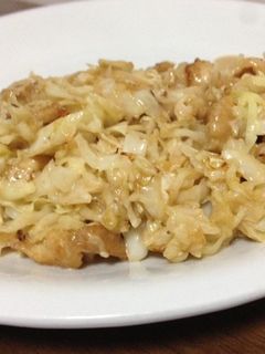 鶏皮とキャベツのマヨポン炒め-レシピのメイン写真