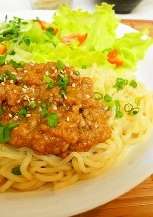 *ランチに*肉味噌サラダラーメン風*-レシピのメイン写真
