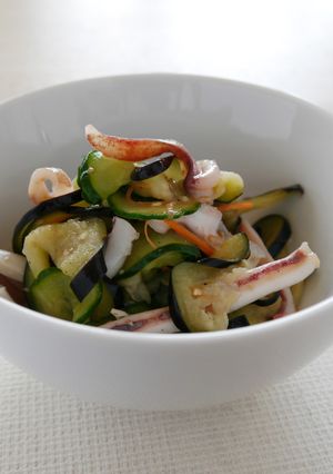 夏野菜とイカのサラダ-レシピのメイン写真