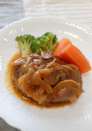 じっくり煮込みハンバーグ-レシピのメイン写真