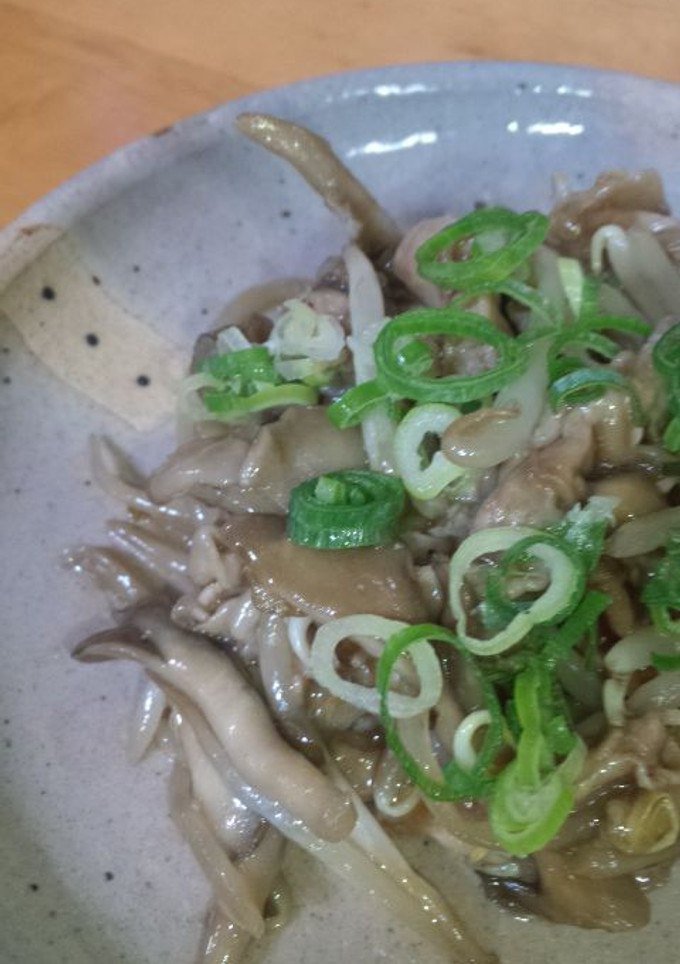 ご飯がすすむ☆豚肉と舞茸ともやし炒め-レシピのメイン写真