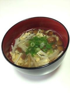 ほっこり優しいすまし汁♡きのこのかき玉汁-レシピのメイン写真