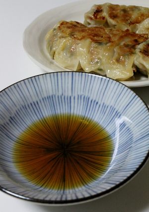 自家製そばつゆ＋酢de餃子のたれ-レシピのメイン写真