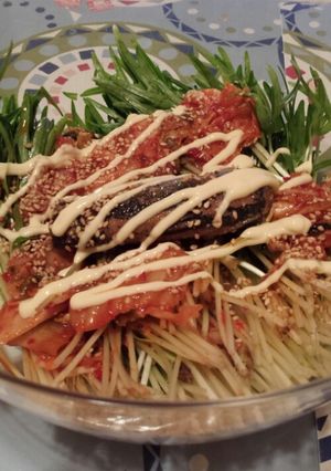 鰯缶詰とキムチと空芯菜のラー油マヨ和え-レシピのメイン写真