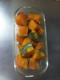 シンプル材料でかぼちゃの煮物-レシピのメイン写真
