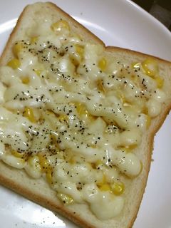 ✶コーンマヨチーズトースト✶-レシピのメイン写真