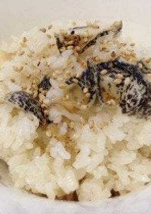 簡単！つぶ貝の炊き込みご飯♪-レシピのメイン写真