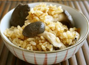簡単♪霜降りひらたけの炊き込みご飯-レシピのメイン写真