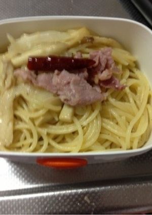 簡単余った生ハムでパスタ-レシピのメイン写真