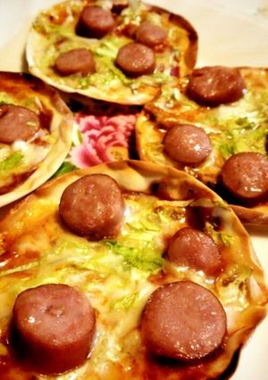 餃子の皮で☆ホットドッグ風クリスピーピザ-レシピのメイン写真