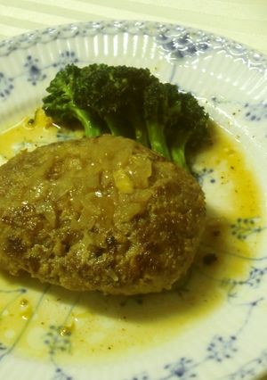 絶品☆ふんわり♪あめ色ハンバーグ-レシピのメイン写真
