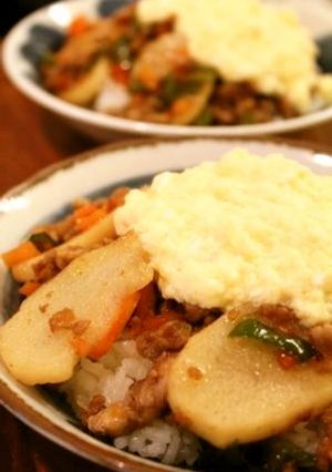 長いものそぼろ丼ふわふわ卵乗せ♪-レシピのメイン写真