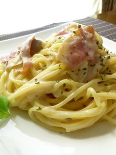 ベーコンときのこのクリームスパゲティー-レシピのメイン写真