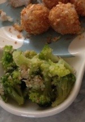 離乳食☆中期〜ブロッコリーの胡麻和え-レシピのメイン写真