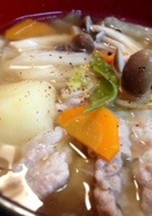 野菜たっぷり!宮城のいも煮(豚汁)-レシピのメイン写真