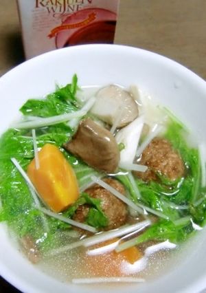 中華名菜のアレンジ、水菜入り肉団子スープ-レシピのメイン写真