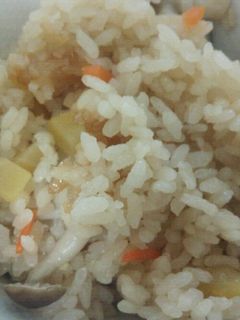 栗の甘露煮で炊き込みご飯-レシピのメイン写真