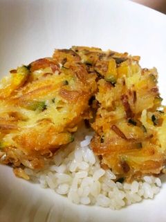 かぼちゃと玉ねぎとハムのかきあげ丼-レシピのメイン写真