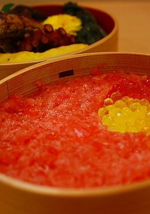 ヤマメ卵とイクラと中落ちの丼-レシピのメイン写真