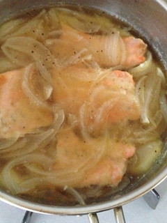 鮭アラのコンソメ煮☆-レシピのメイン写真