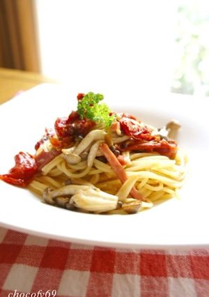 秋のきのこたっぷりセミドライトマトパスタ-レシピのメイン写真