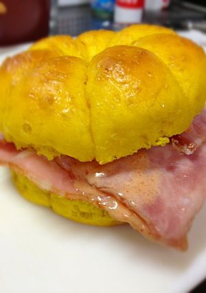 ハンバーグなし！楽ちん月見バーガー♪-レシピのメイン写真